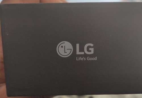 LG V30+ 128GB smartphone 4G LTE (BRAND NEW)