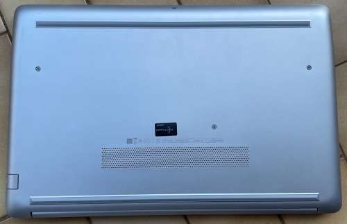 8TH Gen HP Notebook 15-da1000ni Core i5 - 8265U CPU@1.60GHz 4GB Ram 1TB HDD