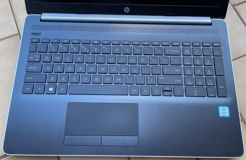 8TH Gen HP Notebook 15-da1000ni Core i5 - 8265U CPU@1.60GHz 4GB Ram 1TB HDD