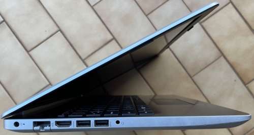8TH Gen HP Notebook 15-da1000ni Core i5 - 8265U CPU@1.60GHz 4GB Ram 1TB HDD