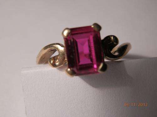 9ct Cold ring
