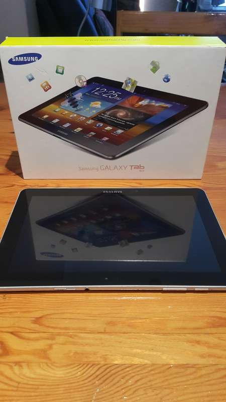 Samsung Galaxy Tab 10.1 3g + wifi
