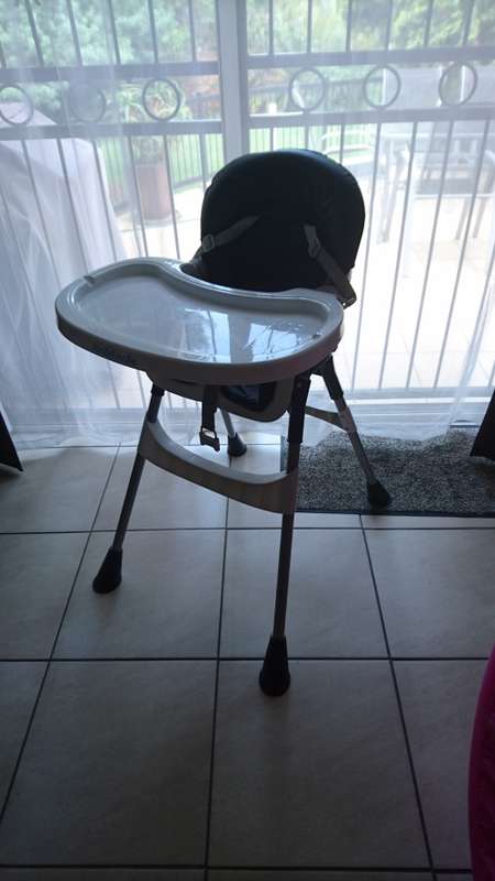 Black and white High Chair