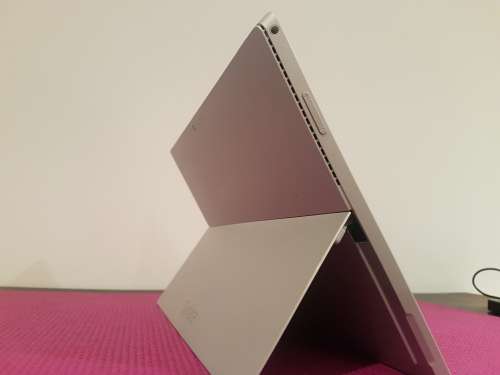 WINDOWS SURFACE PRO 12.2" 4TH GEN CORE I5, 4GB RAM, 128GB MSATA HDD!! PLEASE READ!!