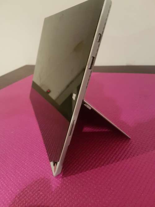 WINDOWS SURFACE PRO 12.2" 4TH GEN CORE I5, 4GB RAM, 128GB MSATA HDD!! PLEASE READ!!