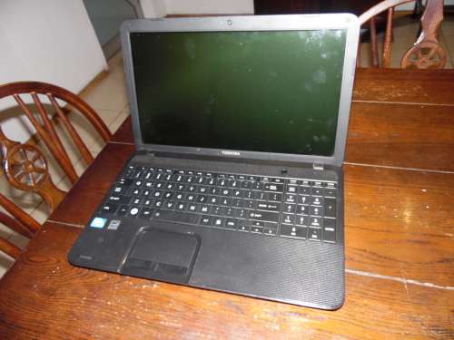 TOSHIBA C850 LAPTOP 15.6" CELERON, 120GB SSD, 2GB DDR3 RAM AMAZING DEAL!! LATE ENTRY