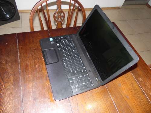 TOSHIBA C850 LAPTOP 15.6" CELERON, 120GB SSD, 2GB DDR3 RAM AMAZING DEAL!! LATE ENTRY
