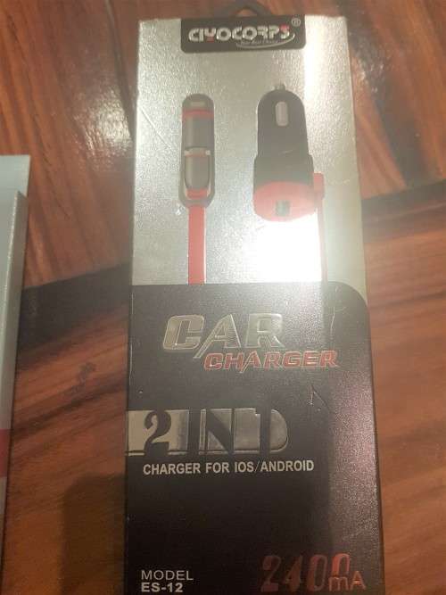 CAR PHONE CHARGING BUNDLE FOR IPHONE & ANDROID  - R1 AUCTION DEALS!!