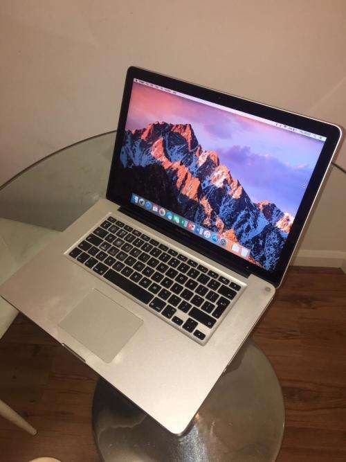 APPLE MACBOOK PRO 15" EARLY 2011 CORE I7, 8GB RAM, 500GB HDD!!! GREAT DEAL