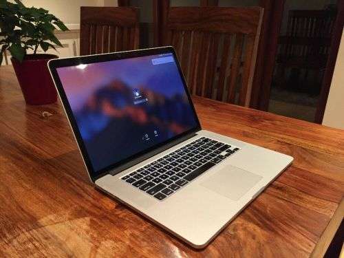 APPLE MACBOOK PRO 15" EARLY 2011 CORE I7, 8GB RAM, 500GB HDD!!! GREAT DEAL