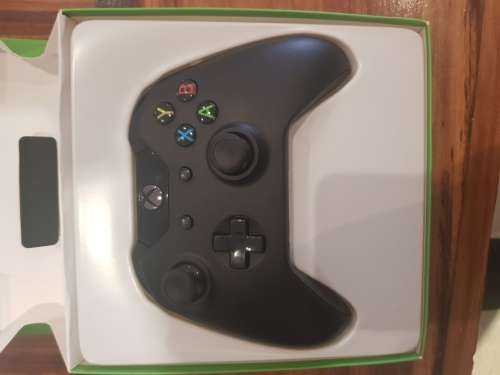 XBOX ONE WIRELESS V2 CONTROLLER - GREAT DEALS!!