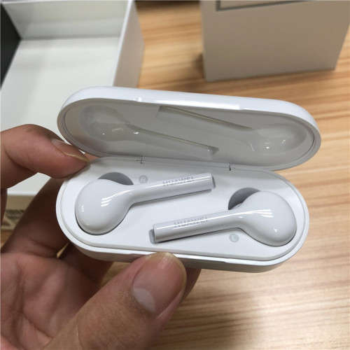 HUAWEI BUDS CM~ H1L Wireless Earphones (in ear) WITH CASE - GREAT DEALS!!