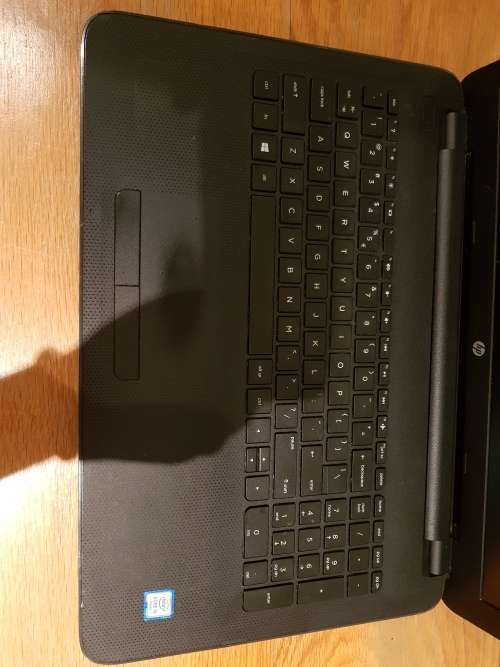 HP 250 G4- (15.6") CORE i5- 6200U, 4GB DDR4 RAM, 500GB HDD!!! LATE ENTRY!!!
