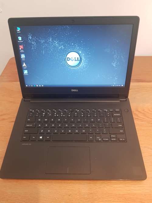 DELL LATITUDE 3470- (14") CORE i5-6200U, 4GB DDR3 RAM, 500GB HDD WITH EXTENDED BATTERY!!!