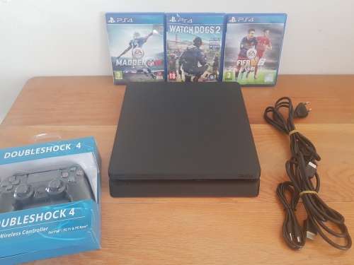 PS4 SLIM CONSOLE 500GB HDD (+HDR) INCLUDING 3GAMES, 1X CONTROLLER CABLES !!! AMAZING DEALS!!