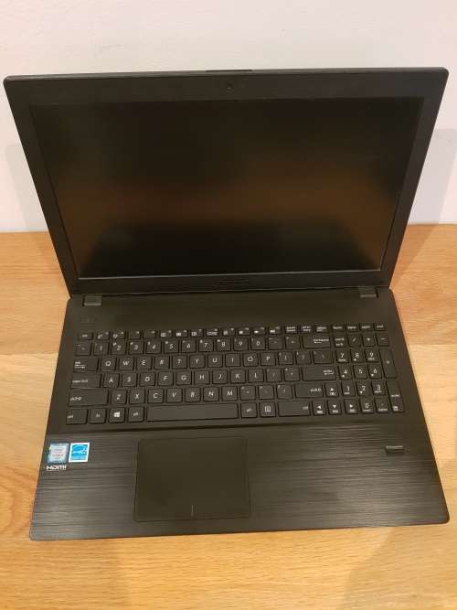 ASUS PRO P2530UA - (15.6") CORE i5-6200U, 4GB DDR4 RAM, 250GB SSD!!! GREAT DEAL!!!