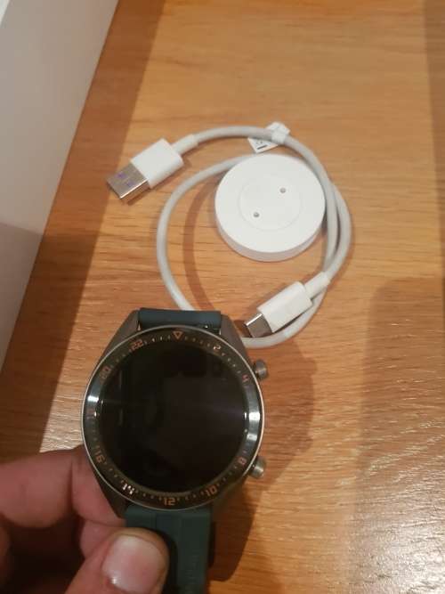 HUAWEI WATCH GT 46MM ACTIVE SPORT DARK GREEN WITH CHARGER - GREAT DEALS!!