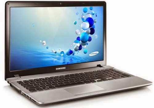 SAMSUNG NP300- (17") CORE i5-2450M, 4GB DDR3 RAM, 750GB HDD WITH GT 520MX!!! GREAT DEAL!!!