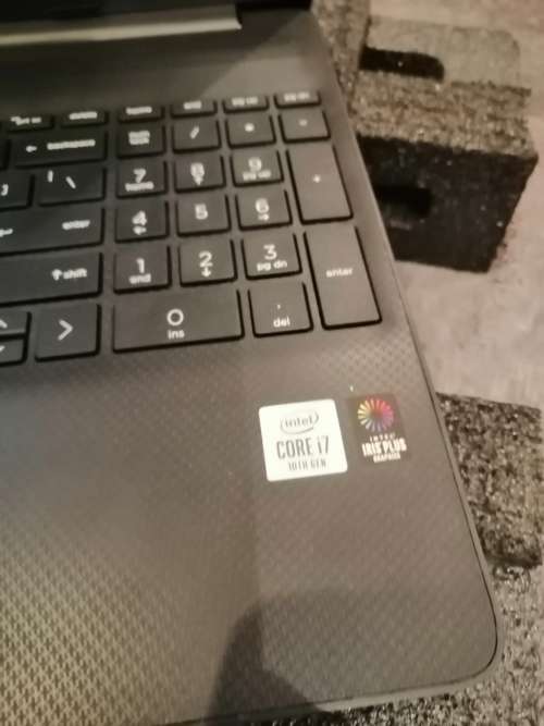 HP Laptop 15-dw2004ni- (15.6") CORE i7-1065G7, 8GB DDR4 RAM, 500GB SSD, IRIS GRAPHICS! GREAT DEAL!!!