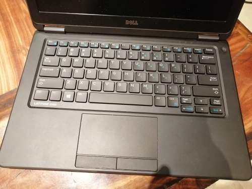 DELL LATITUDE E7250- (12.5") CORE i5-5200U, 8GB DDR3 RAM, 256GB SSD!! GREAT DEAL!!!