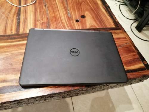 DELL LATITUDE E7250- (12.5") CORE i5-5200U, 8GB DDR3 RAM, 256GB SSD!! GREAT DEAL!!!