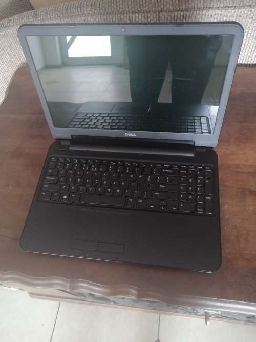 DELL INSPIRON 15 3521- (15.6") CORE i3- 3227U, 4GB DDR3 RAM, 1TB HDD!!!!! GREAT DEAL