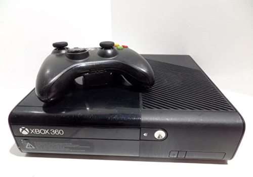 Xbox 360 elite console (500GB) 1x controller and cables