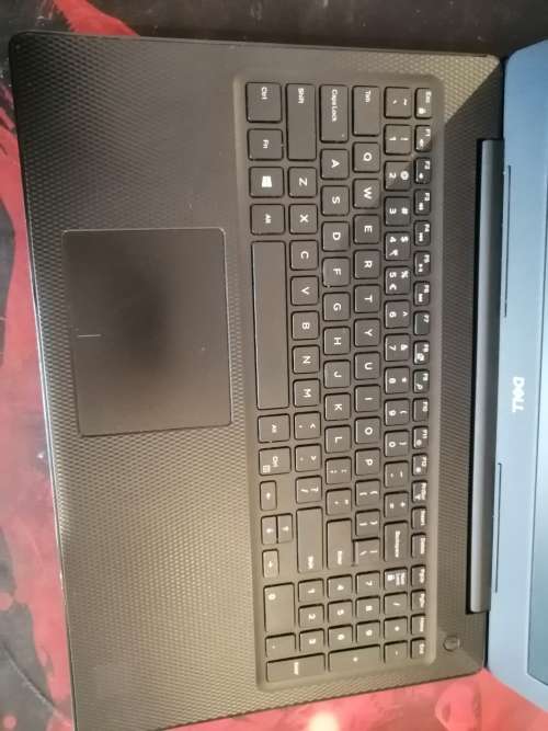 DELL INSPIRON 15 3593- (15.6") CORE i5- 1035G1, 8GB RAM, 128GB M.2 SSD 500GB HDD!!!! GREAT DEAL