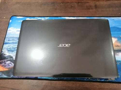 ACER ASPIRE E1- (15.6") DUAL CORE B830, 4GB DDR3 RAM, 500GB HDD- AMAZING DEAL!!