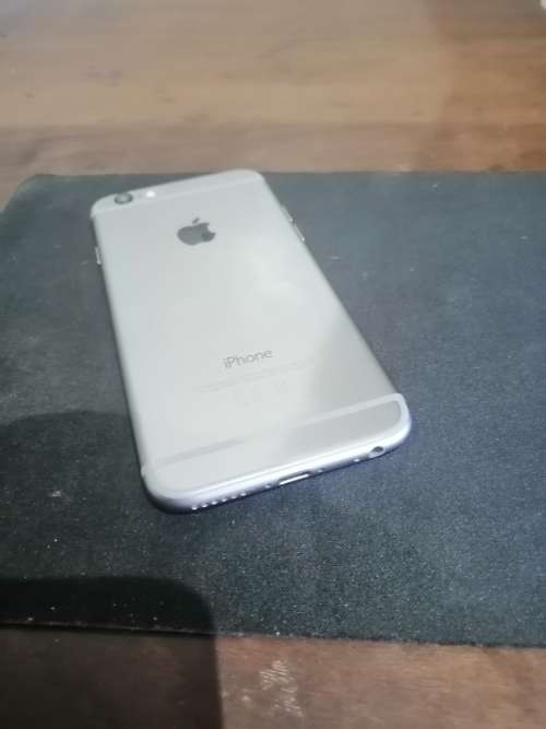 iphone 6 32gb SPACE GRAY  FAULTY iphone   - SOLD AS IS!!