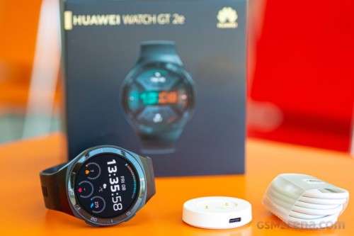 HUAWEI WATCH GT 2E SMART WATCH WITH CHARGER - GREAT DEALS!!