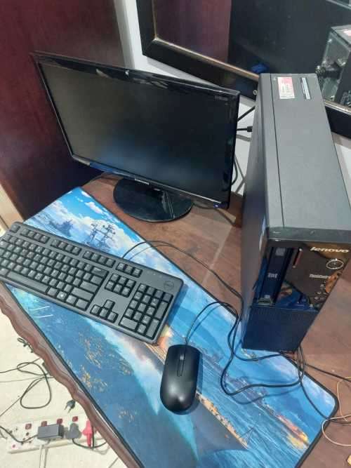 LENOVO THINKCENTRE SFF PC i3-2120 (DUAL CORE), 4GB DDR3 RAM, 500GB HDD with screen kb & mouse!!!