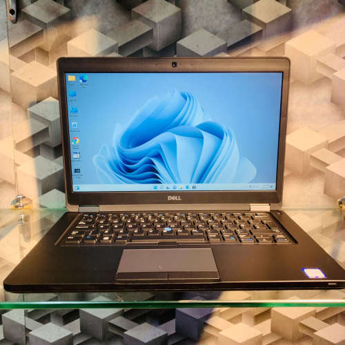 Dell Latitude 5490-(14") CORE i5-8250U, 8GB DDR4 RAM, 256gb m.2 SSD! WARRANTY UNTIL JAN 2023!!