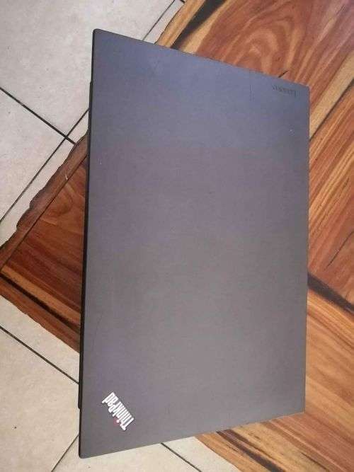 LENOVO THINKPAD T560- (15.6") CORE i5-6300U, 8GB DDR3L RAM, 500GB HDD - AMAZING DEAL!!