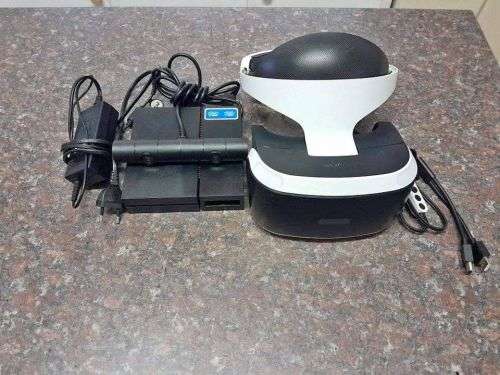 PS4 VR HEADSET COMBO INCLUDING CABLES WITH CAMERA!!! IN THE BOX