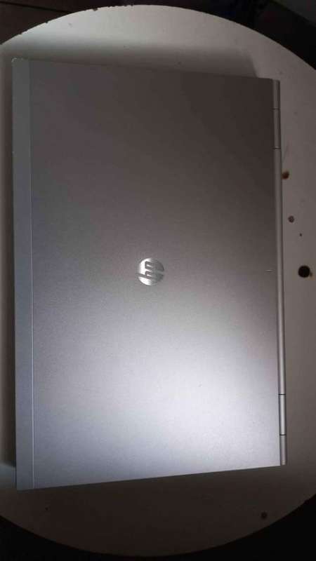 HP ELITEBOOK 8560p- (15.6`) CORE i5-2520m, 4GB DDR3 RAM, 500GB HDD!!! GREAT DEAL!!!