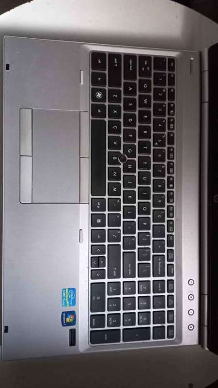 HP ELITEBOOK 8560p- (15.6`) CORE i5-2520m, 4GB DDR3 RAM, 500GB HDD!!! GREAT DEAL!!!