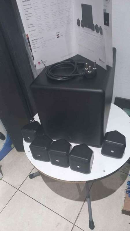 BOSTON ACOUSTICS SOUNDWARE XS 5.1 !!