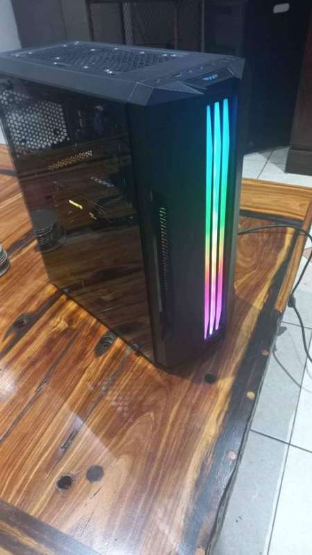 ARMAGGEDDON TRON III GAMING PC- i5 6500, 16GB RAM, 256GB SSD, GTX 1070 8GB DDR5 - WINDOWS 10!!!