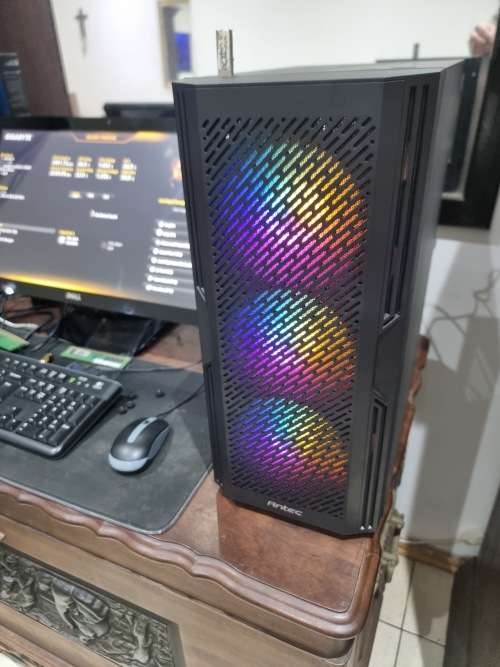 ANTEC AX20 RGB GAMING PC- i7 4790k, 32GB RAM, 256GB M.2 SSD, GTX 1060 6GB DDR5 - WINDOWS 10 !!