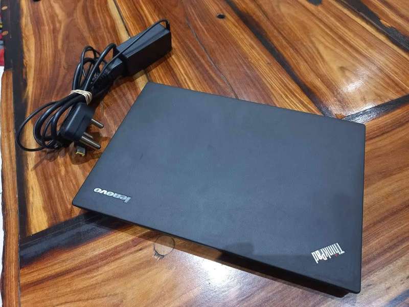 LENOVO THINKPAD X240- (12.5`) CORE i7-4600U, 8GB DDR3 RAM, 750GB HDD!!! GREAT DEAL!!!