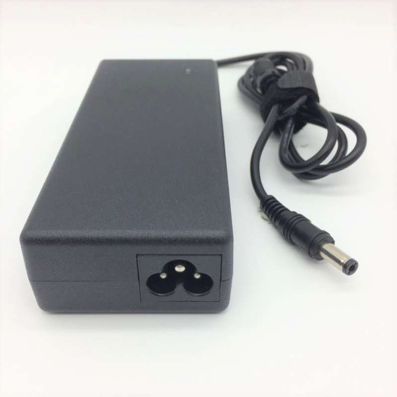 Replacement charger generic - toshiba 19v 4.7a 90w