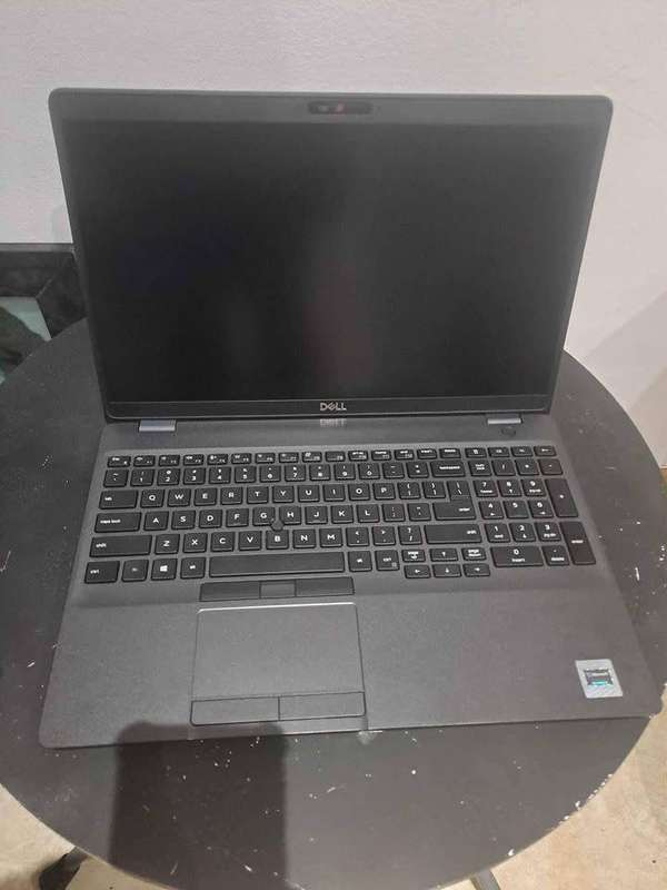 Dell Precision 3540 (15.6`) QUAD CORE i7-8665U, 16GB RAM, 512GB Nvme SSD+ AMD Radeon Pro WX 2100