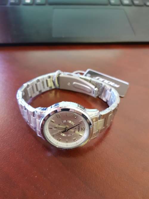 Sinobi Ladies Watch... Brand New...