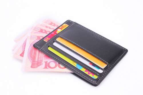 Slim Wallet... Brand New... ***R1... NO RESERVE***