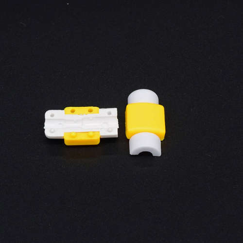 Apple Data Cable Protector. Protect your cable!!! Brand New. ***R5 Bid Increments ... NO RESERVE***