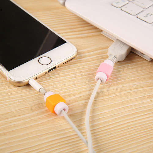 Apple Data Cable Protector. Protect your cable!!! Brand New. ***R5 Bid Increments ... NO RESERVE***
