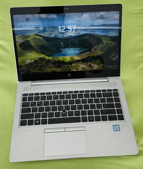 HP EliteBook 840 G5 - LIKE NEW ***See pics & description***