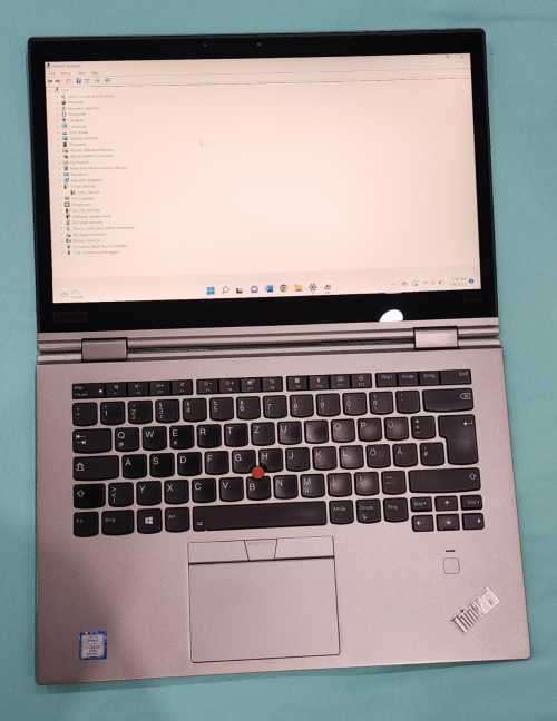 Lenovo Thinkpad X1 Yoga Silver/Titanium ***See pics & Description***