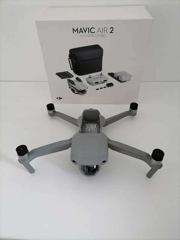 DJI Mavic Air 2 Flymore Combo